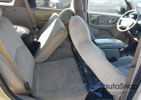 2001 Mazda Tribute Es V6/Lx V6 from USA, damaged, VIN 4F2YU08161KM23806